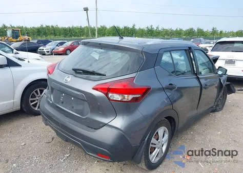 2019 Nissan Kicks S z USA, uszkodzony, nr VIN 3N1CP5CU8KL561902